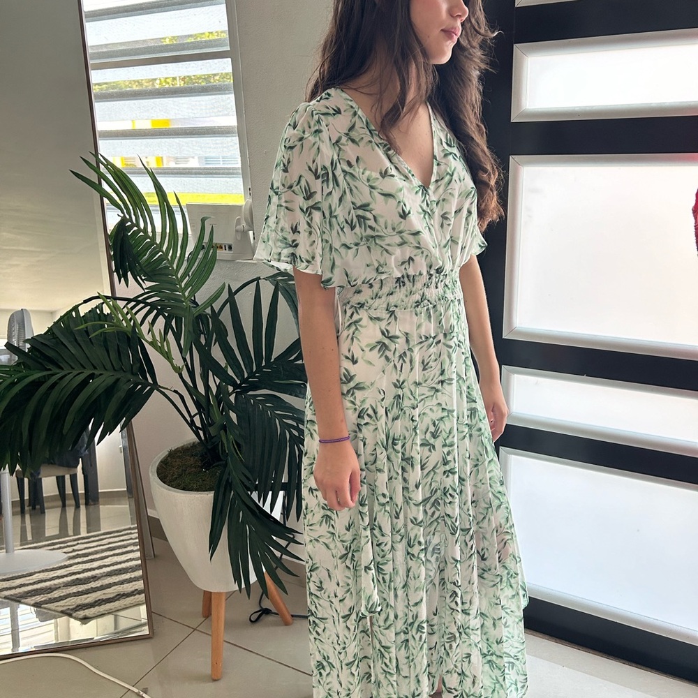 Beautiful Taylor dress